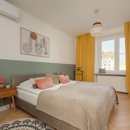 Apartment For 6 People Near Royal Baths Park By Renters Prestige Warsaw Ngoại thất bức ảnh